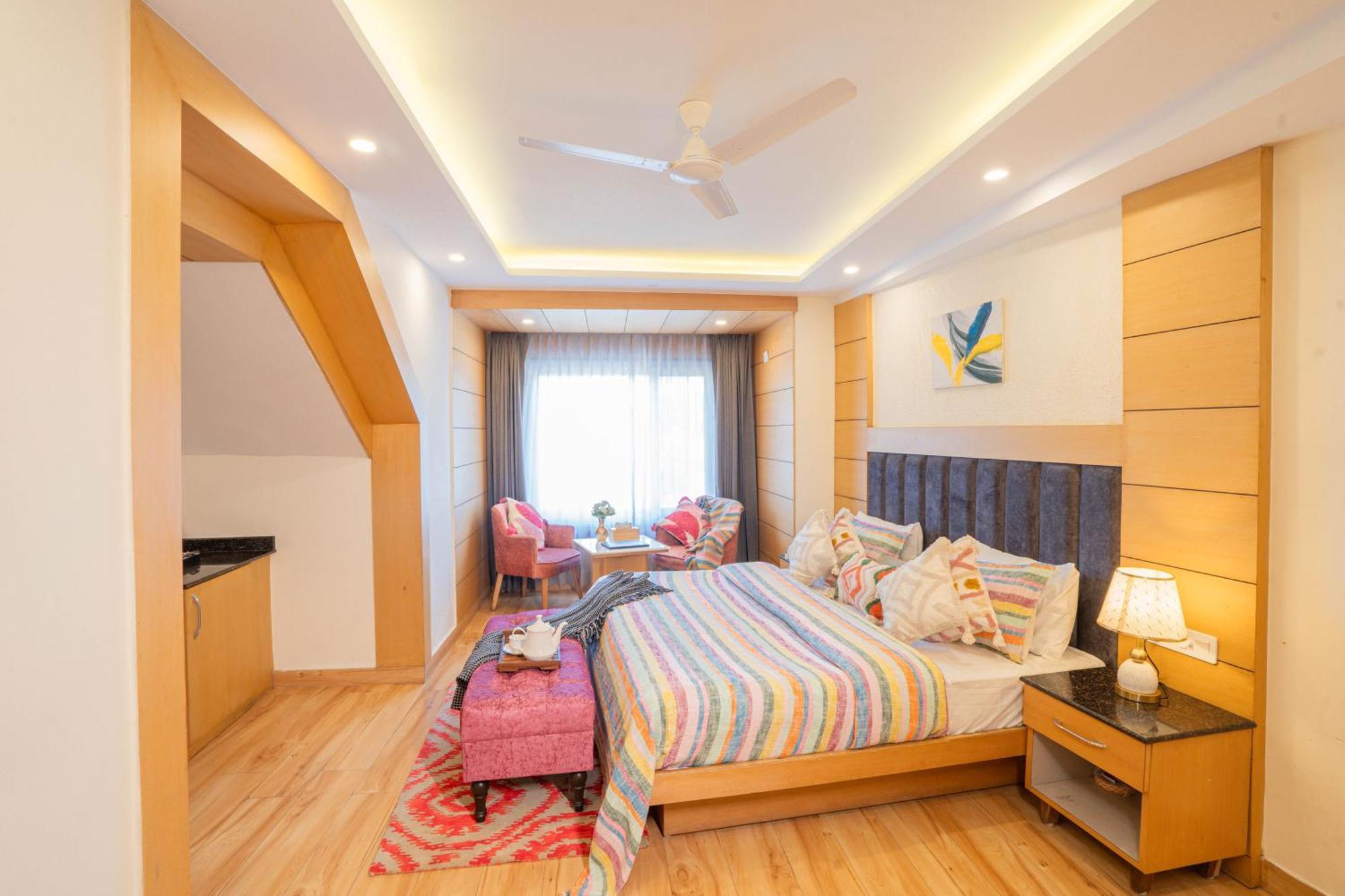 Perfectstayz Premium At Mall Road 穆索里 外观 照片